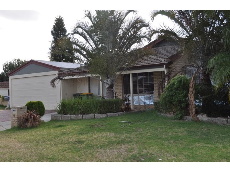 13 Emperor Close, Seville Grove WA 6112