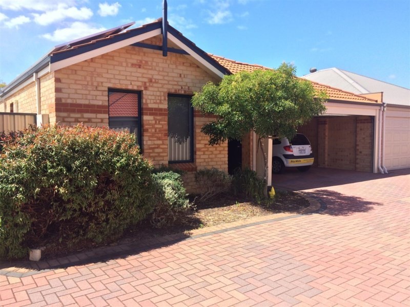 21/91 Lowanna Way, Armadale WA 6112