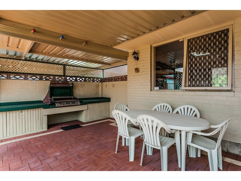 6 Kelton Way, Thornlie WA 6108