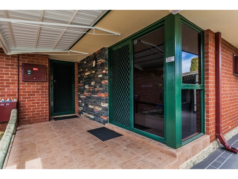 6 Kelton Way, Thornlie WA 6108