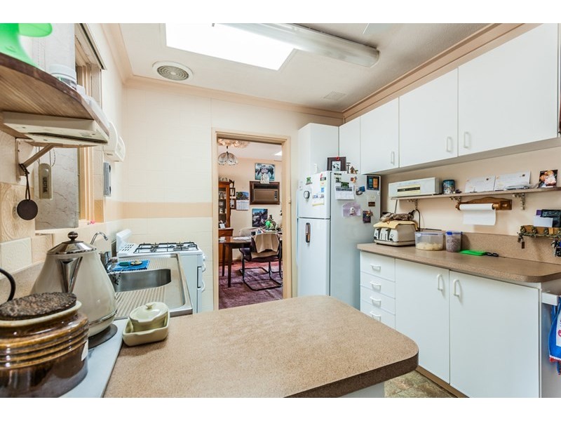 6 Kelton Way, Thornlie WA 6108