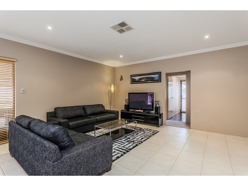 58 Furley Road, Southern River WA 6110