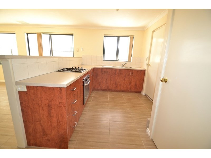 111 Westfield Road, Camillo WA 6111