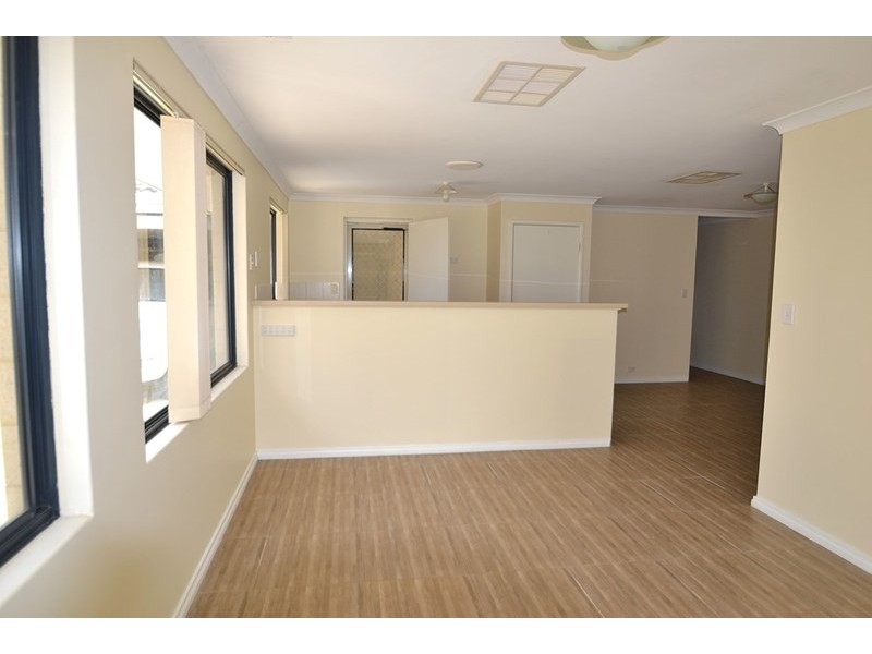 111 Westfield Road, Camillo WA 6111