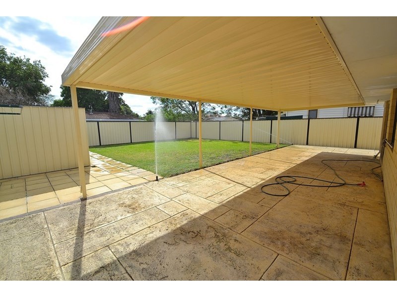 111 Westfield Road, Camillo WA 6111