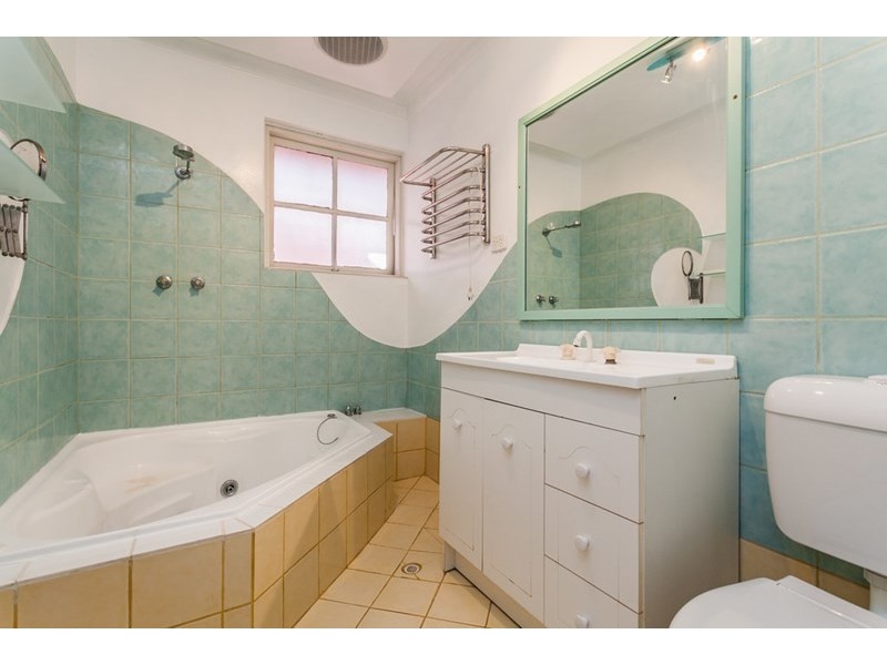 1 Rayne Street, Maddington WA 6109