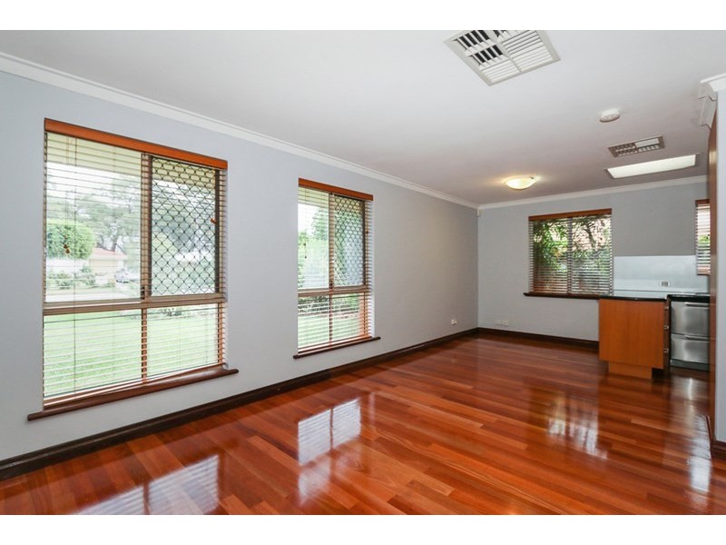 65 Gravity Street, Beckenham WA 6107