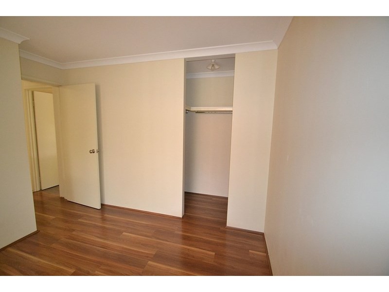 8/17 Bert Street, Gosnells WA 6110