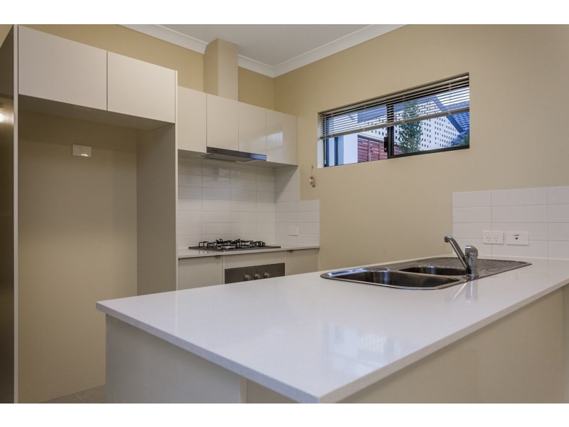 11/18 Gowrie Approach, Canning Vale WA 6155