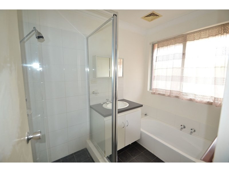 9 Geebung Street, Maddington WA 6109