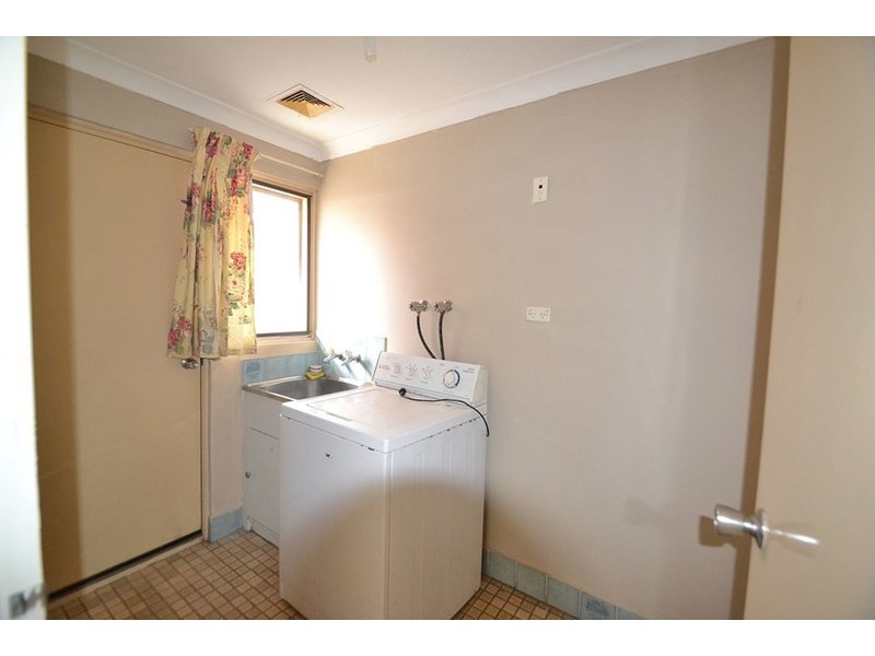 9 Geebung Street, Maddington WA 6109