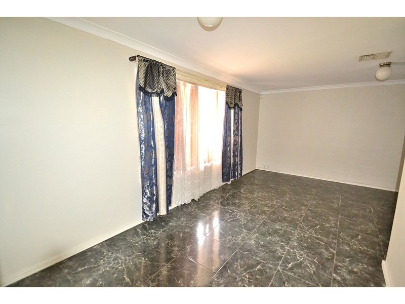 9 Geebung Street, Maddington WA 6109