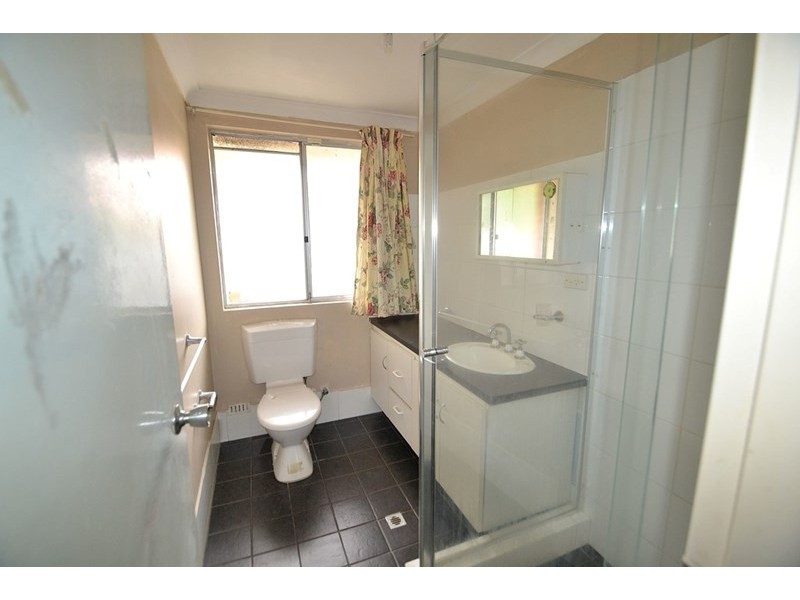 9 Geebung Street, Maddington WA 6109