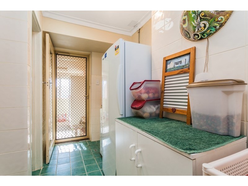 42 Kelton Way, Thornlie WA 6108