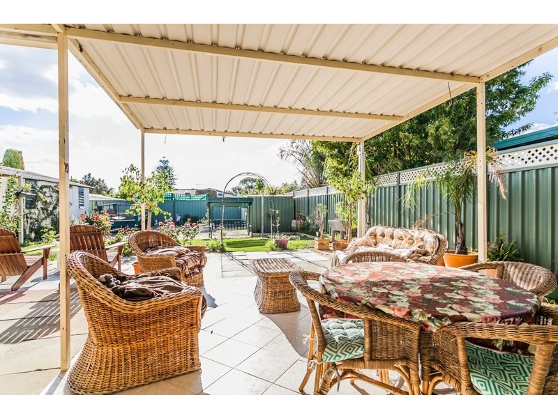 42 Kelton Way, Thornlie WA 6108