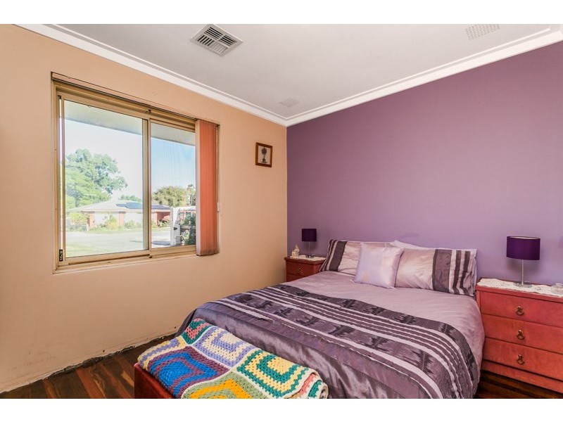 42 Kelton Way, Thornlie WA 6108