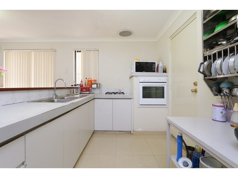 11 Lauterbach Drive, Gosnells WA 6110