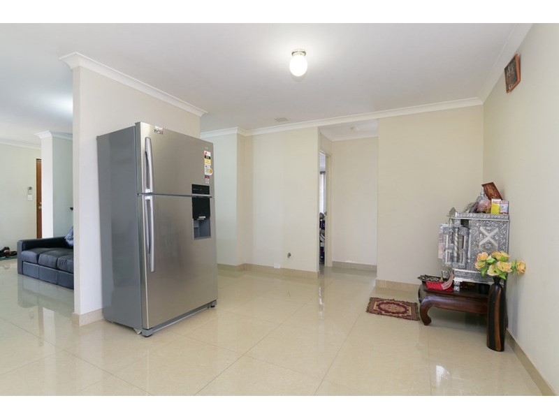 11 Lauterbach Drive, Gosnells WA 6110