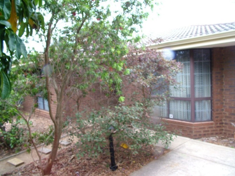 11 Miranda Way, Gosnells WA 6110