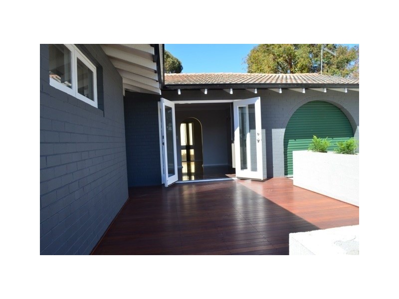 45 Vistula Terrace, Kelmscott WA 6111