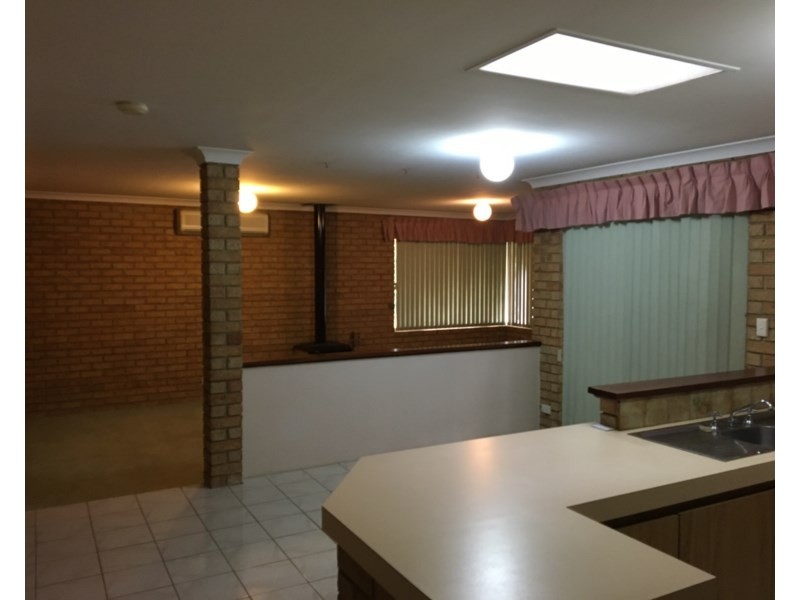 2 Kellerman Way, Gosnells WA 6110