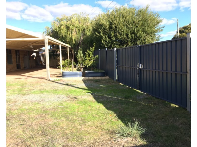 2 Kellerman Way, Gosnells WA 6110