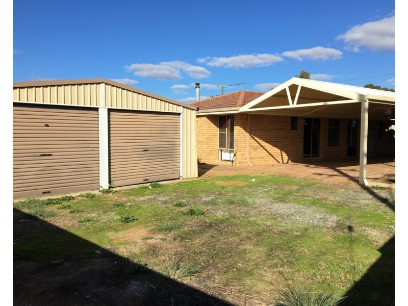 2 Kellerman Way, Gosnells WA 6110