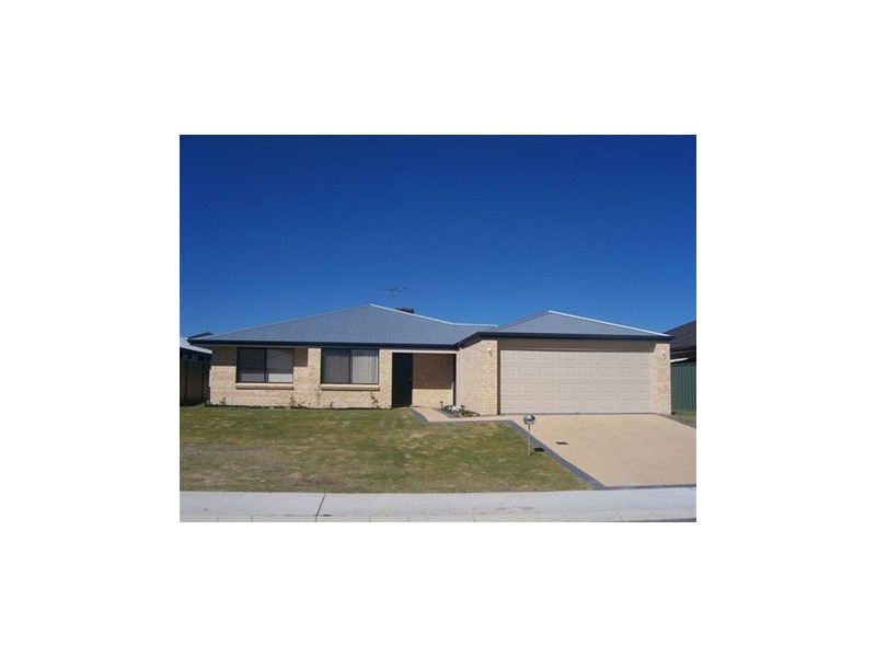 44 Excalibur Chase, Wattle Grove WA 6107