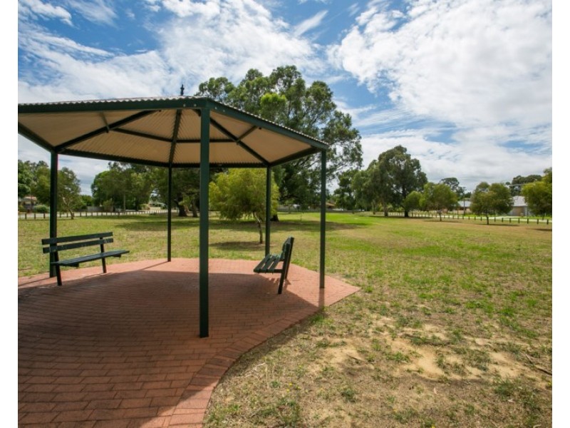 32A Dawson Street, Armadale WA 6112