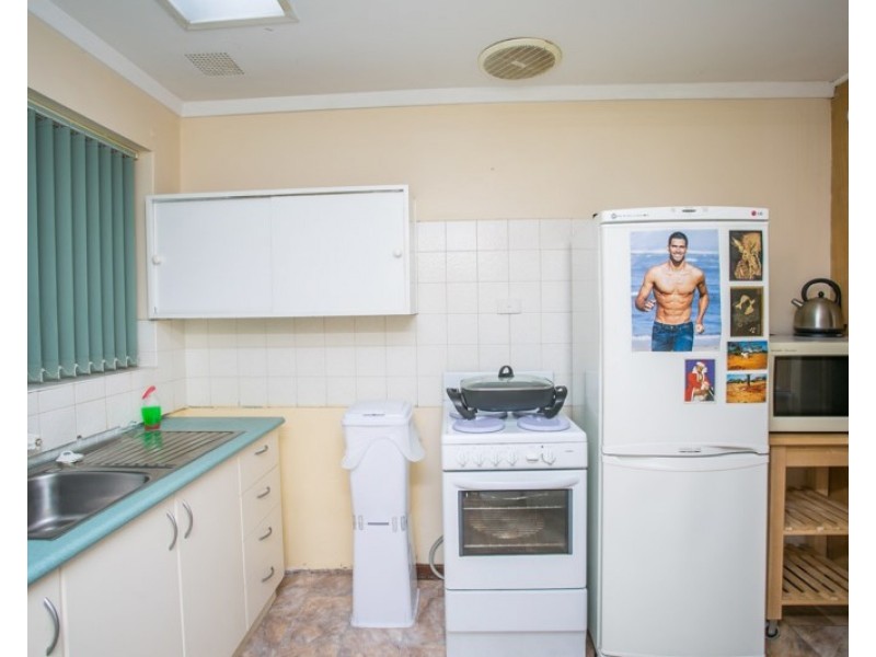 32A Dawson Street, Armadale WA 6112