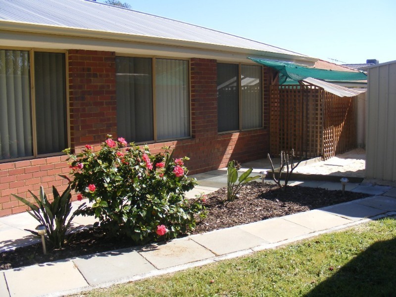 36 Ellamere Retreat, Maddington WA 6109