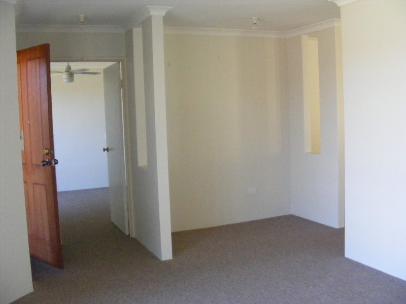 36 Ellamere Retreat, Maddington WA 6109