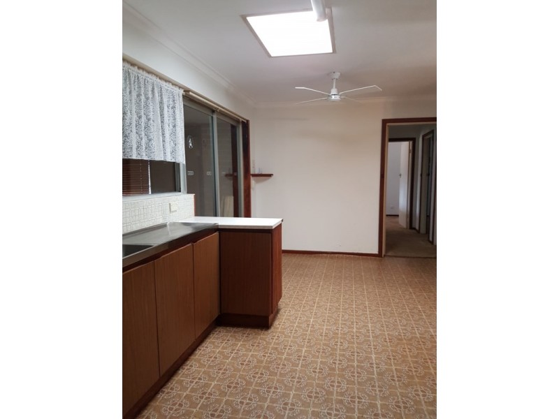 18 Borden Street, Maddington WA 6109