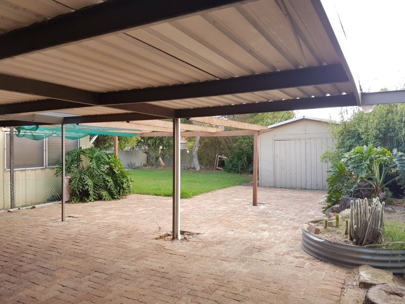 18 Borden Street, Maddington WA 6109