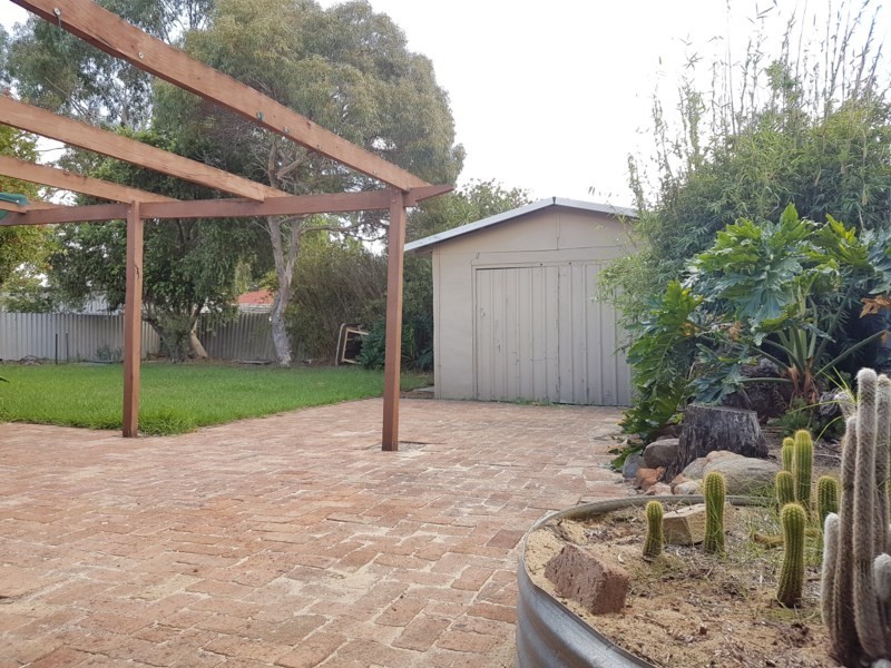 18 Borden Street, Maddington WA 6109