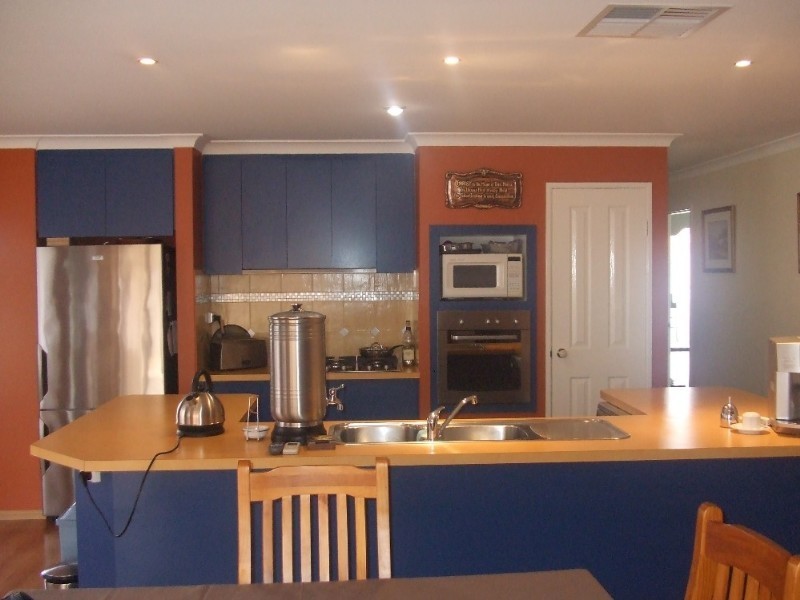 16 Greygum Rise, Kenwick WA 6107