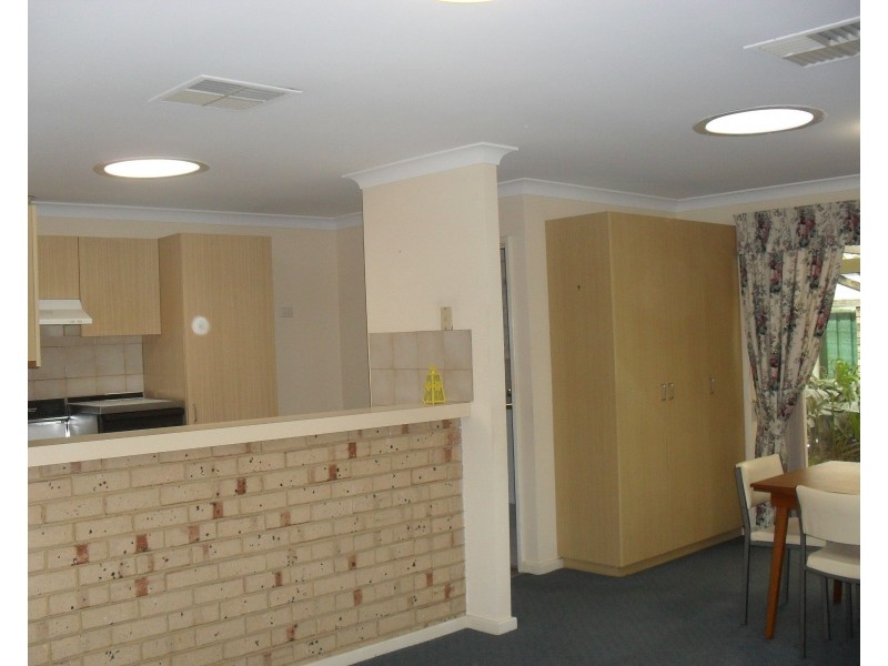 4/5 Astley Street, Gosnells WA 6110