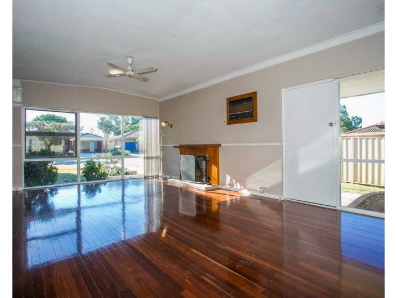 12 Cowan Street, Maddington WA 6109