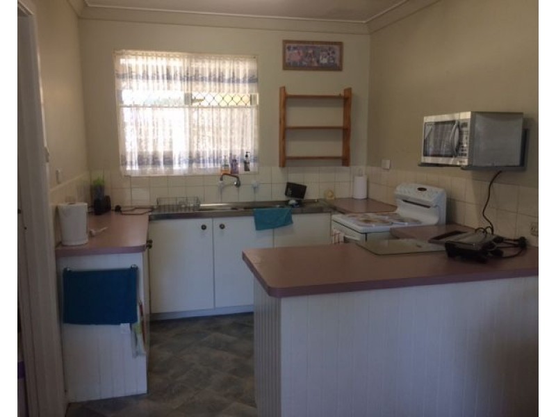 2/1 Manning Avenue, Gosnells WA 6110