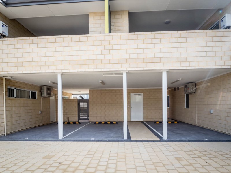 1/13 Somers Street, Belmont WA 6104