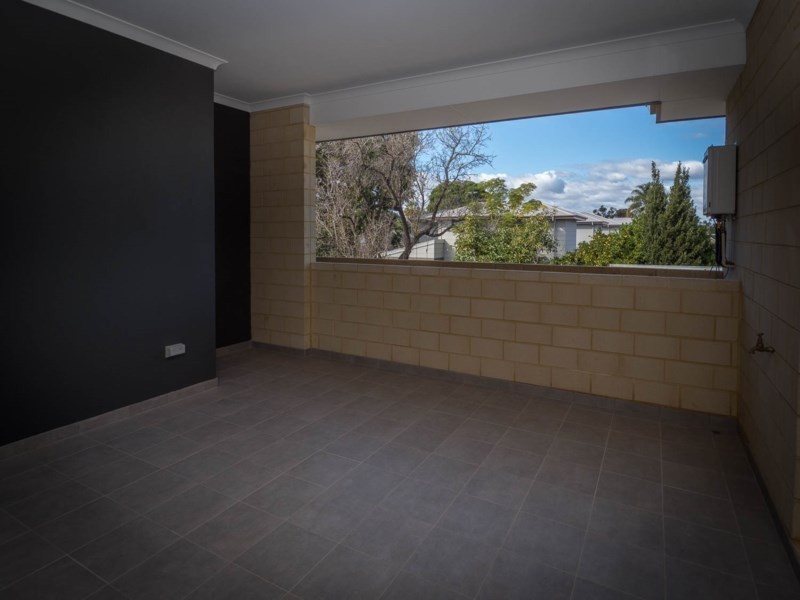 1/13 Somers Street, Belmont WA 6104