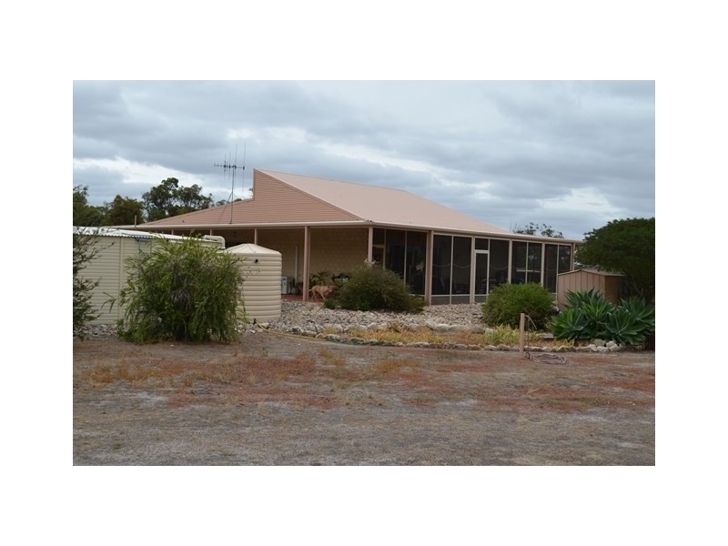 7 Warburton Street, Tenterden WA 6322