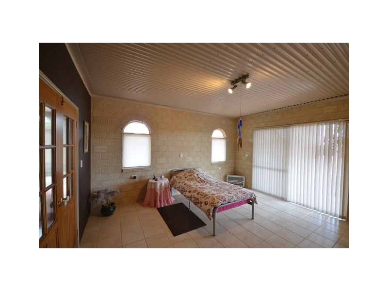 7 Warburton Street, Tenterden WA 6322