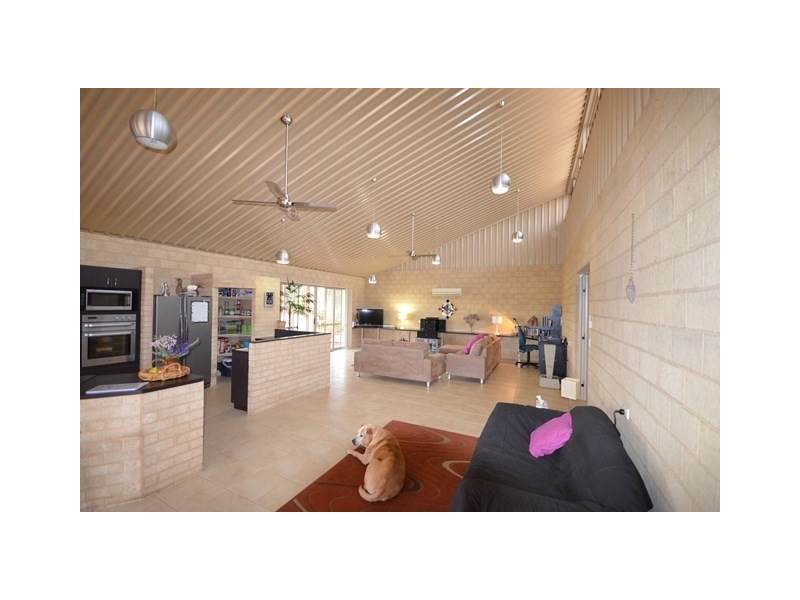 7 Warburton Street, Tenterden WA 6322