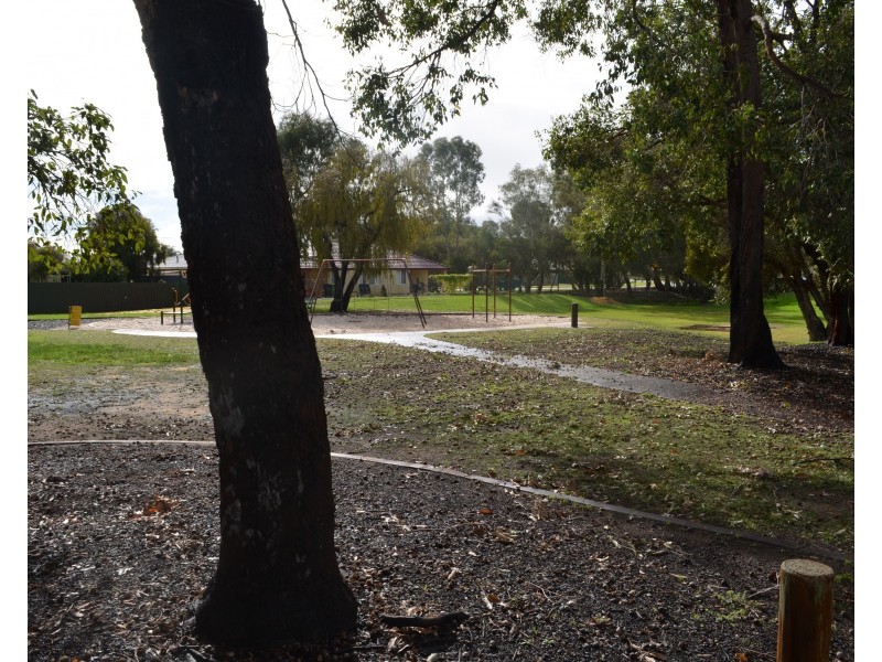 128 Blanche Street, Gosnells WA 6110