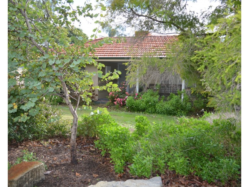 128 Blanche Street, Gosnells WA 6110