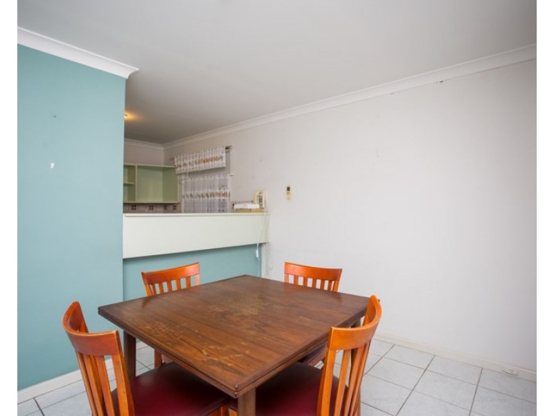 64A Amanda Drive, Camillo WA 6111