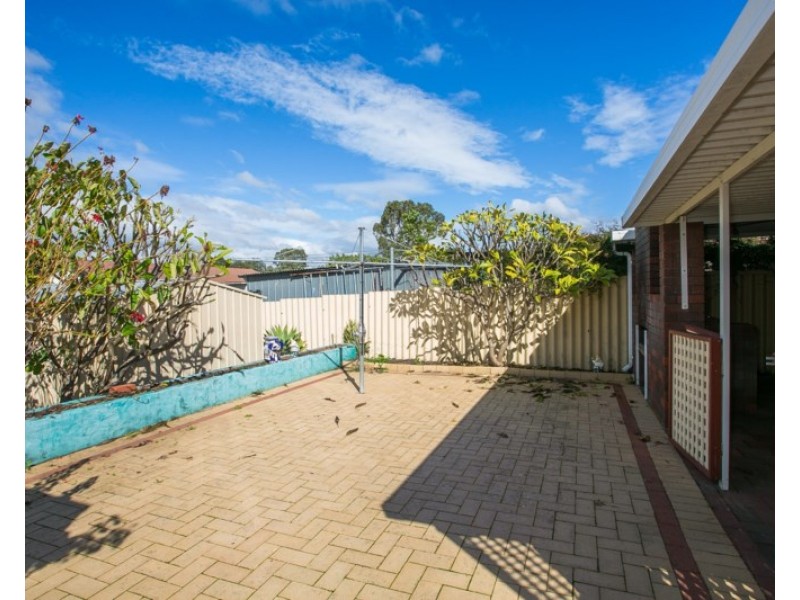 64A Amanda Drive, Camillo WA 6111