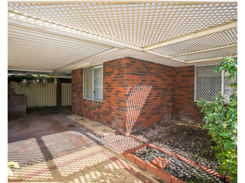 64A Amanda Drive, Camillo WA 6111