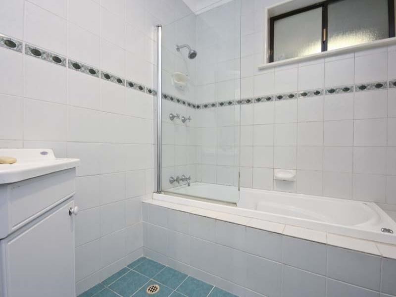 16 Teak Way, Maddington WA 6109